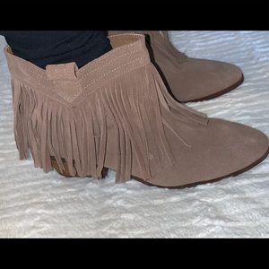 Restricted - Suede Fringe Booties